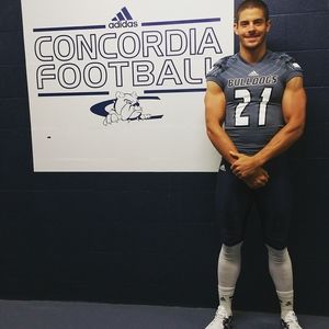 Meet your Posher, Sebastian